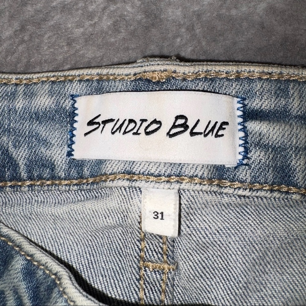 Studio Blue Light Wash Distressed Ripped Knee High Waist Boyfriend Jeans 31 - Picture 13 of 13
